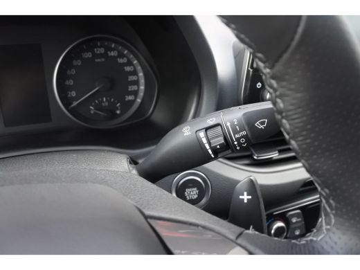 Hyundai i30 Fastback 1.4 T-GDI N Line Automaat | Navi | Achteruitrijcamera | Sportstoelen | Bluetooth ActivLease financial lease