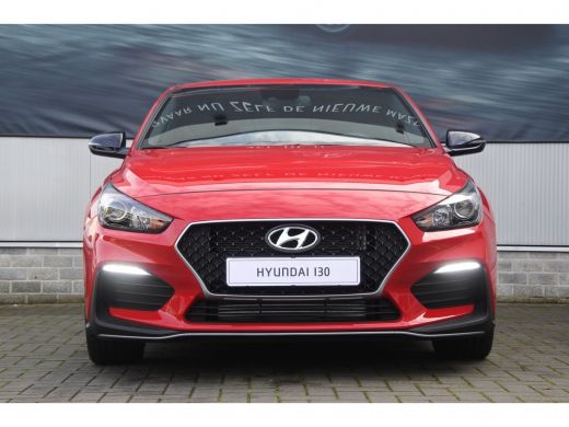 Hyundai i30 Fastback 1.4 T-GDI N Line Automaat | Navi | Achteruitrijcamera | Sportstoelen | Bluetooth ActivLease financial lease