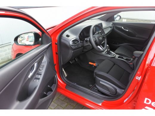 Hyundai i30 Fastback 1.4 T-GDI N Line Automaat | Navi | Achteruitrijcamera | Sportstoelen | Bluetooth ActivLease financial lease