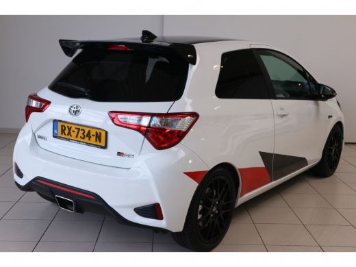 Toyota Yaris 1.8 GRMN | Unieke auto nummer 57 van de 400! | 212 PK | ActivLease financial lease