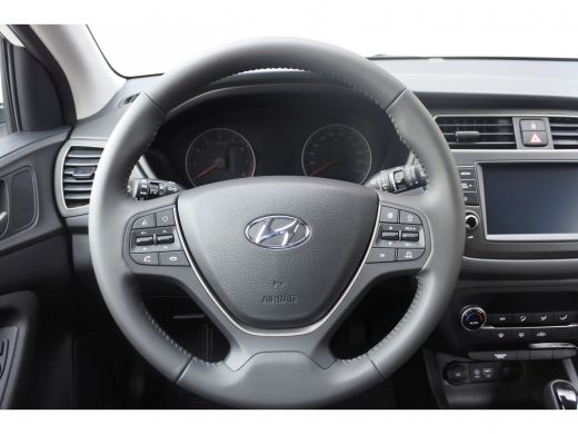 Hyundai i20 1.0 T-GDI Comfort | Automaat | Navi | Achteruitrijcamera | Bluetooth ActivLease financial lease