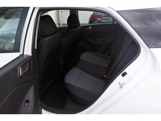 Hyundai i20 1.0 T-GDI Comfort | Automaat | Navi | Achteruitrijcamera | Bluetooth ActivLease financial lease