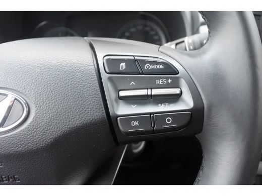 Hyundai Kona 1.0 T-GDI Comfort Navi | Achteruitrijcamera | Bluetooth | Climate Control ActivLease financial lease