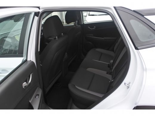 Hyundai Kona 1.0 T-GDI Comfort Navi | Achteruitrijcamera | Bluetooth | Climate Control ActivLease financial lease