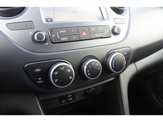 Hyundai i10 1.0i Comfort | Navigatie | Airconditioning | Cruise Control | Rijklaar zonder afleveringskosten! | ActivLease financial lease