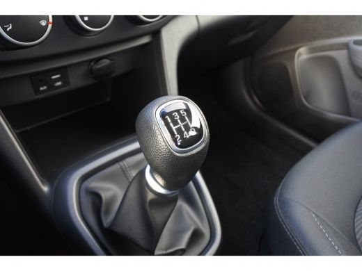 Hyundai i10 1.0i Comfort | Navigatie | Airconditioning | Cruise Control | Rijklaar zonder afleveringskosten! | ActivLease financial lease