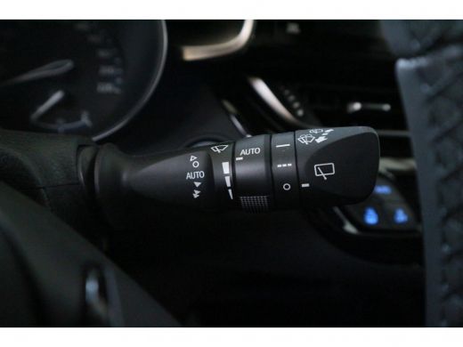 Toyota C-HR 1.8 Hybrid Dynamic Sport | Sportstoelen | Stoelverwarming | JBL Geluid | Navigatie | ActivLease financial lease