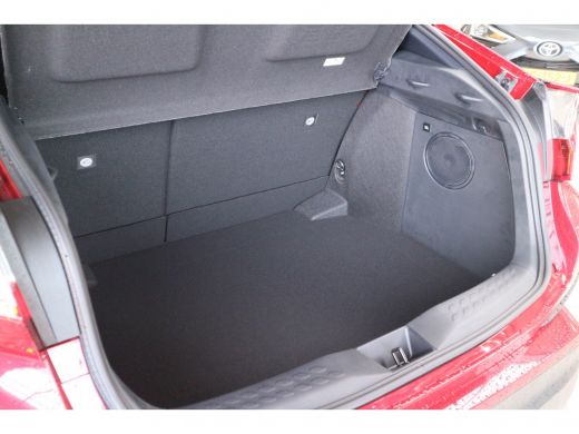 Toyota C-HR 1.8 Hybrid Dynamic Sport | Sportstoelen | Stoelverwarming | JBL Geluid | Navigatie | ActivLease financial lease