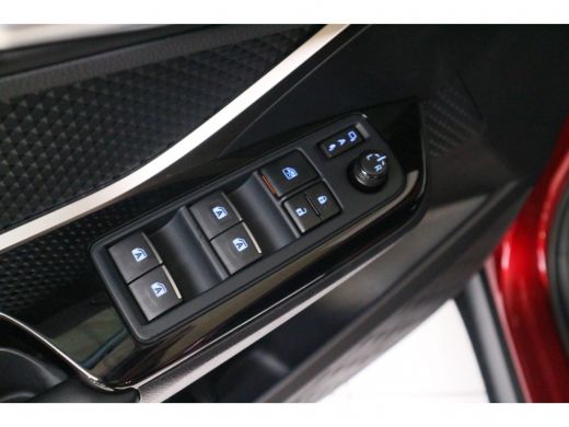 Toyota C-HR 1.8 Hybrid Dynamic Sport | Sportstoelen | Stoelverwarming | JBL Geluid | Navigatie | ActivLease financial lease