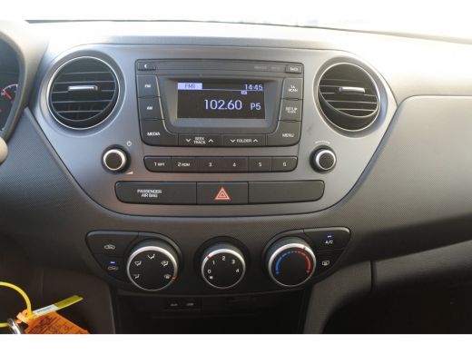 Hyundai i10 1.0i Comfort | Rijklaar zonder afleveringskosten! | Airco | Cruise Control | Dagrijverlichting|  ... ActivLease financial lease