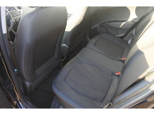 Hyundai i10 1.0i Comfort | Rijklaar zonder afleveringskosten! | Airco | Cruise Control | Dagrijverlichting|  ... ActivLease financial lease