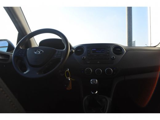 Hyundai i10 1.0i Comfort | Rijklaar zonder afleveringskosten! | Airco | Cruise Control | Dagrijverlichting|  ... ActivLease financial lease