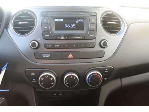 Hyundai i10 1.0i Comfort | Rijklaar zonder afleveringskosten! | Airco | Cruise Control |  Dagrijverlichting |... ActivLease financial lease