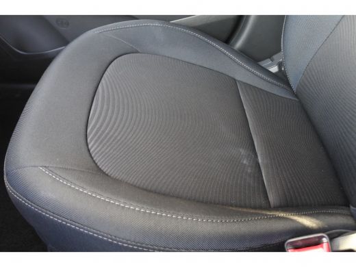 Hyundai i10 1.0i Comfort | Rijklaar zonder afleveringskosten! | Airco | Cruise Control |  Dagrijverlichting |... ActivLease financial lease