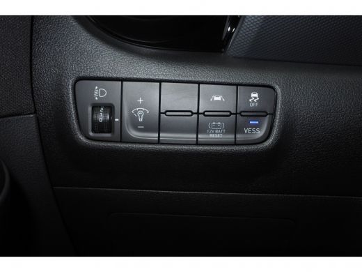 Hyundai Kona 1.6 GDI HEV Comfort | Navigatie Pack | Afneembare Trekhaak | Try&Buy Bonus | ActivLease financial lease