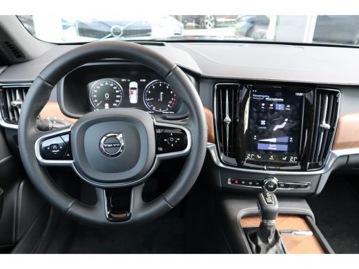 Volvo  S90 2.0 T5 Inscription | 360° camera | Schuif- kanteldak | Intellisafe Proline | Stoelventilatie ActivLease financial lease