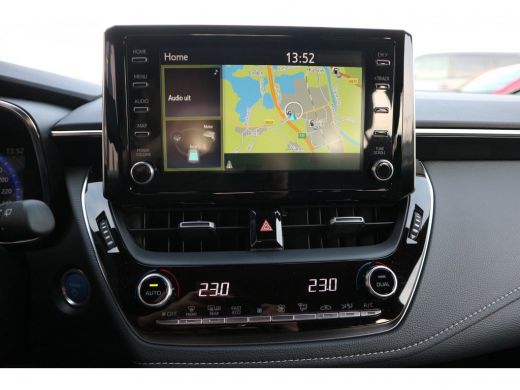 Toyota Corolla Touring Sports 2.0 Hybrid Style | 5 jaar garantie en 5 jaar gratis onderhoud | ActivLease financial lease