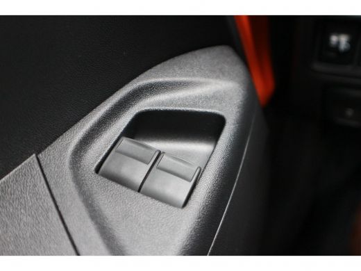 Toyota Aygo 1.0 VVT-i x-cite | Fabrieksgarantie | ActivLease financial lease