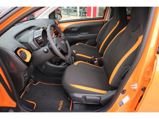 Toyota Aygo 1.0 VVT-i x-cite | Fabrieksgarantie | ActivLease financial lease