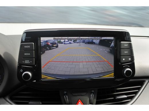 Hyundai i30 Fastback 1.4 T-GDI Premium Navigatie | Airco (automatisch) | Achteruitrijcamera ActivLease financial lease