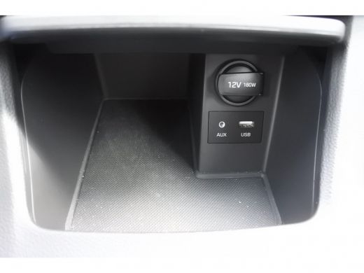 Hyundai i30 Fastback 1.4 T-GDI Premium Navigatie | Airco (automatisch) | Achteruitrijcamera ActivLease financial lease