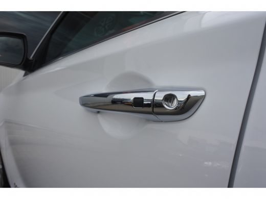 Hyundai i30 Fastback 1.4 T-GDI Premium Navigatie | Airco (automatisch) | Achteruitrijcamera ActivLease financial lease