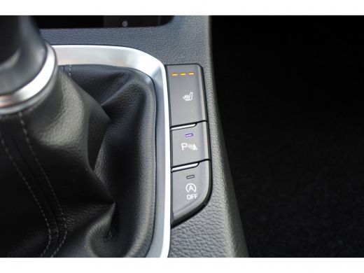 Hyundai i30 1.4 Turbo 140pk Premium Hatchback | Rijklaar zonder afleveringskosten! | Navigatie | Cruise & Cli... ActivLease financial lease