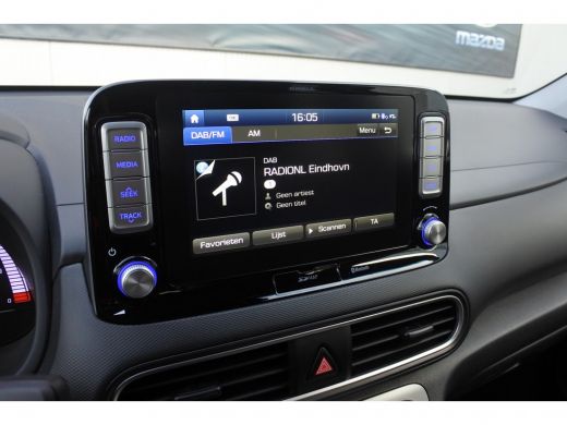 Hyundai Kona EV Premium 64 kWh 4% bijtelling | Navi | Achteruitrijcamera ActivLease financial lease