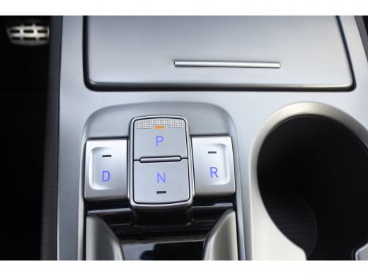 Hyundai Kona EV Premium 64 kWh 4% bijtelling | Navi | Achteruitrijcamera ActivLease financial lease