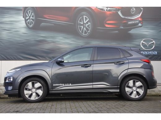 Hyundai Kona EV Premium 64 kWh 4% bijtelling | Navi | Achteruitrijcamera ActivLease financial lease