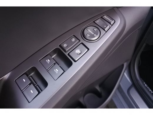 Hyundai IONIQ Comfort EV 4% Bijtelling | Automaat | Navi | Achteruitrijcamera ActivLease financial lease