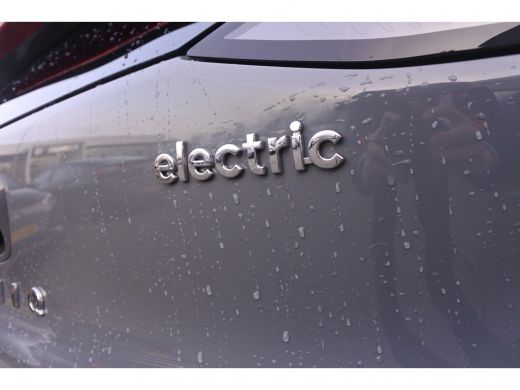Hyundai IONIQ Comfort EV 4% Bijtelling | Automaat | Navi | Achteruitrijcamera ActivLease financial lease