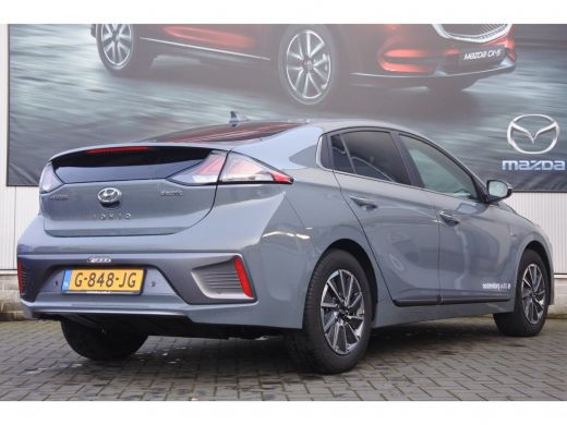 Hyundai IONIQ Comfort EV 4% Bijtelling | Automaat | Navi | Achteruitrijcamera ActivLease financial lease