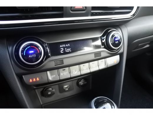Hyundai Kona 1.6 GDI HEV Comfort Automaat | Navigatie | Achteruitrijcamera | 1.300 KG trekgewicht | ActivLease financial lease