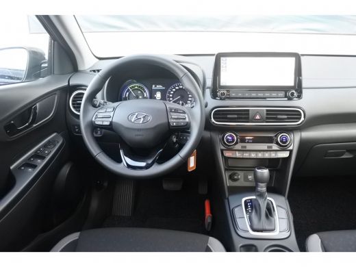 Hyundai Kona 1.6 GDI HEV Comfort Automaat | Navigatie | Achteruitrijcamera | 1.300 KG trekgewicht | ActivLease financial lease