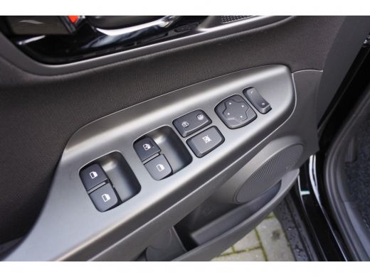 Hyundai Kona 1.6 GDI HEV Comfort Automaat | Navigatie | Achteruitrijcamera | 1.300 KG trekgewicht | ActivLease financial lease