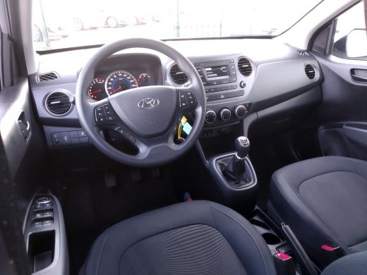 Hyundai i10 1.0i Comfort | Rijklaar zonder afleveringskosten! | Airconditioning | Cruise Control | Mistlampen... ActivLease financial lease