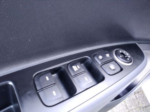 Hyundai i10 1.0i Comfort | Rijklaar zonder afleveringskosten! | Airconditioning | Cruise Control | Mistlampen... ActivLease financial lease