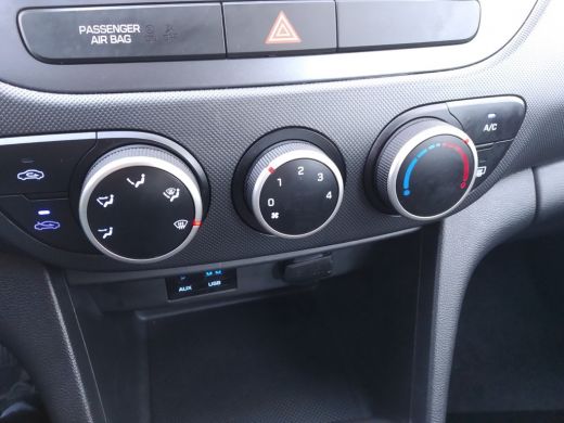 Hyundai i10 1.0i Comfort | Rijklaar zonder afleveringskosten! | Airconditioning | Cruise Control | Mistlampen... ActivLease financial lease