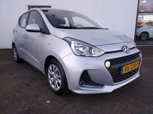 Hyundai i10 1.0i Comfort | Rijklaar zonder afleveringskosten! | Airconditioning | Cruise Control | Mistlampen... ActivLease financial lease