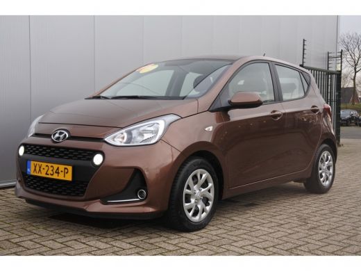 Hyundai i10 1.0i Comfort | Airconditioning | Cruise Control | Mistlampen voor | Led Dagrijverlichting | Blue ... ActivLease financial lease