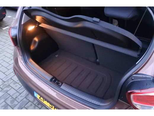 Hyundai i10 1.0i Comfort Navi | Cruise Control | Airco ActivLease financial lease