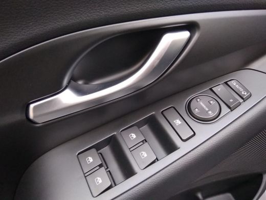 Hyundai i30 1.0 Turbo | Comfort Hatchback | Rijklaar zonder afleveringskosten! | Climate Control | Cruise Con... ActivLease financial lease