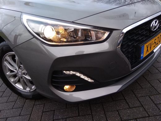 Hyundai i30 1.0 Turbo | Comfort Hatchback | Rijklaar zonder afleveringskosten! | Climate Control | Cruise Con... ActivLease financial lease