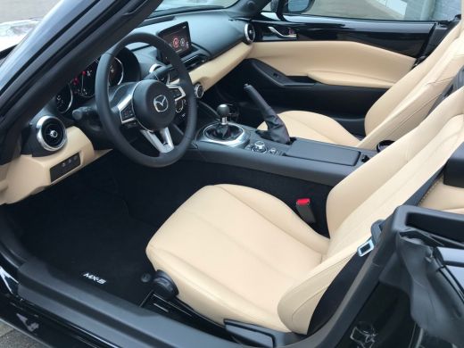 Mazda MX-5 1.5 SkyActiv-G 132 Chairo Beige leder / Navi / Led ActivLease financial lease