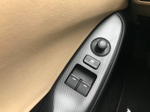 Mazda MX-5 1.5 SkyActiv-G 132 Chairo Beige leder / Navi / Led ActivLease financial lease