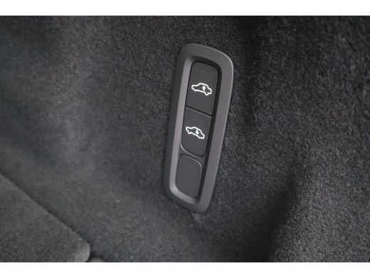 Volvo  XC60 2.0 T8 Twin Engine AWD Inscription ActivLease financial lease