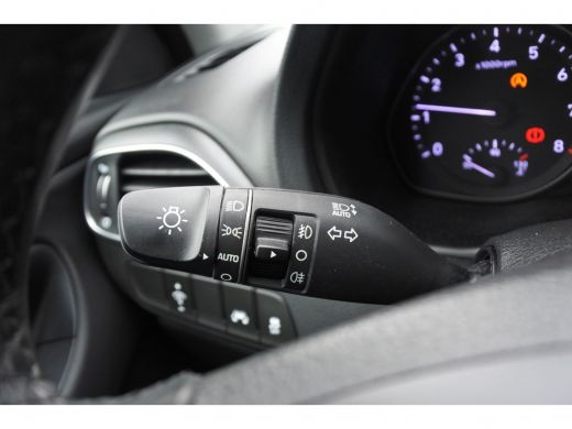 Hyundai i30 1.0 T-GDI Premium Hatchback | Rijklaar zonder afleveringskosten! | Full Led | Camera | Parkeersen... ActivLease financial lease
