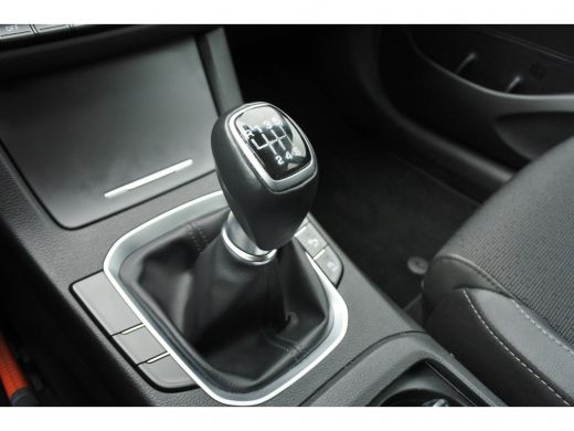 Hyundai i30 1.0 T-GDI Premium Hatchback | Rijklaar zonder afleveringskosten! | Full Led | Camera | Parkeersen... ActivLease financial lease