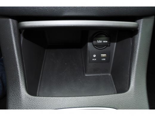 Hyundai i30 1.0 T-GDI Premium Hatchback | Rijklaar zonder afleveringskosten! | Full Led | Camera | Parkeersen... ActivLease financial lease